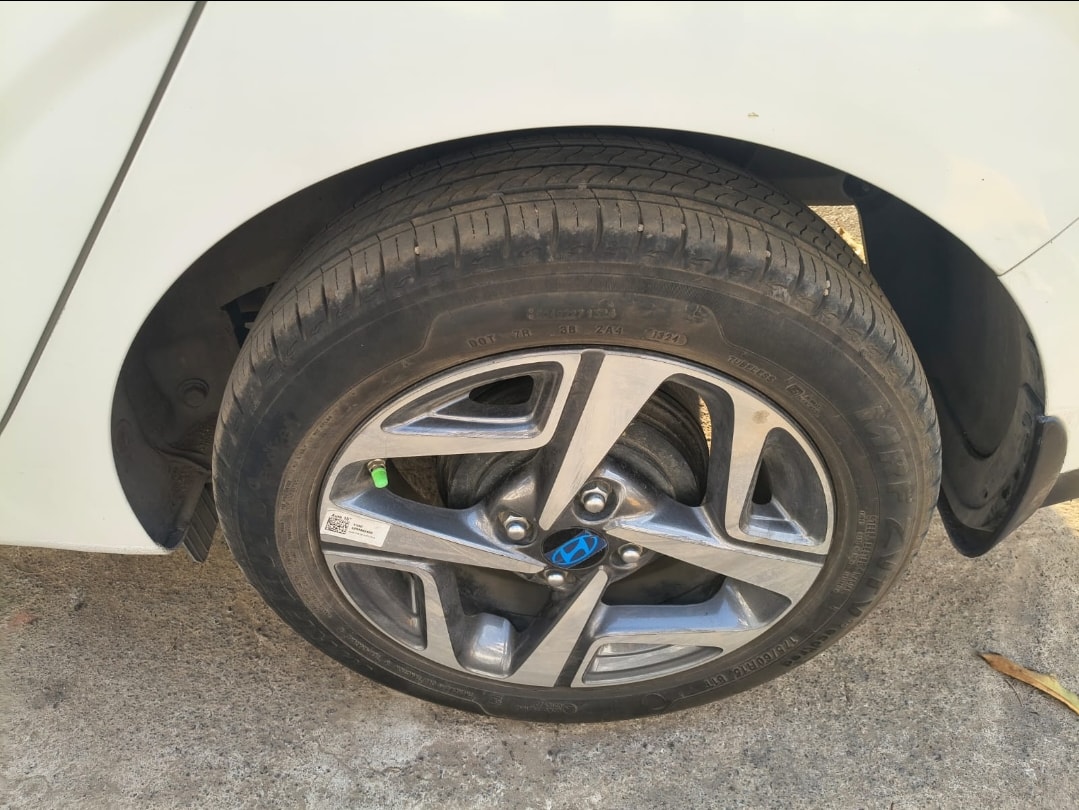 Used 2024 Hyundai Aura Used 2024 Hyundai Aura