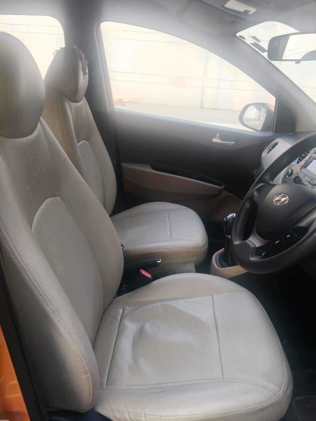 Used 2014 Hyundai Grand i10 Used 2014 Hyundai Grand i10