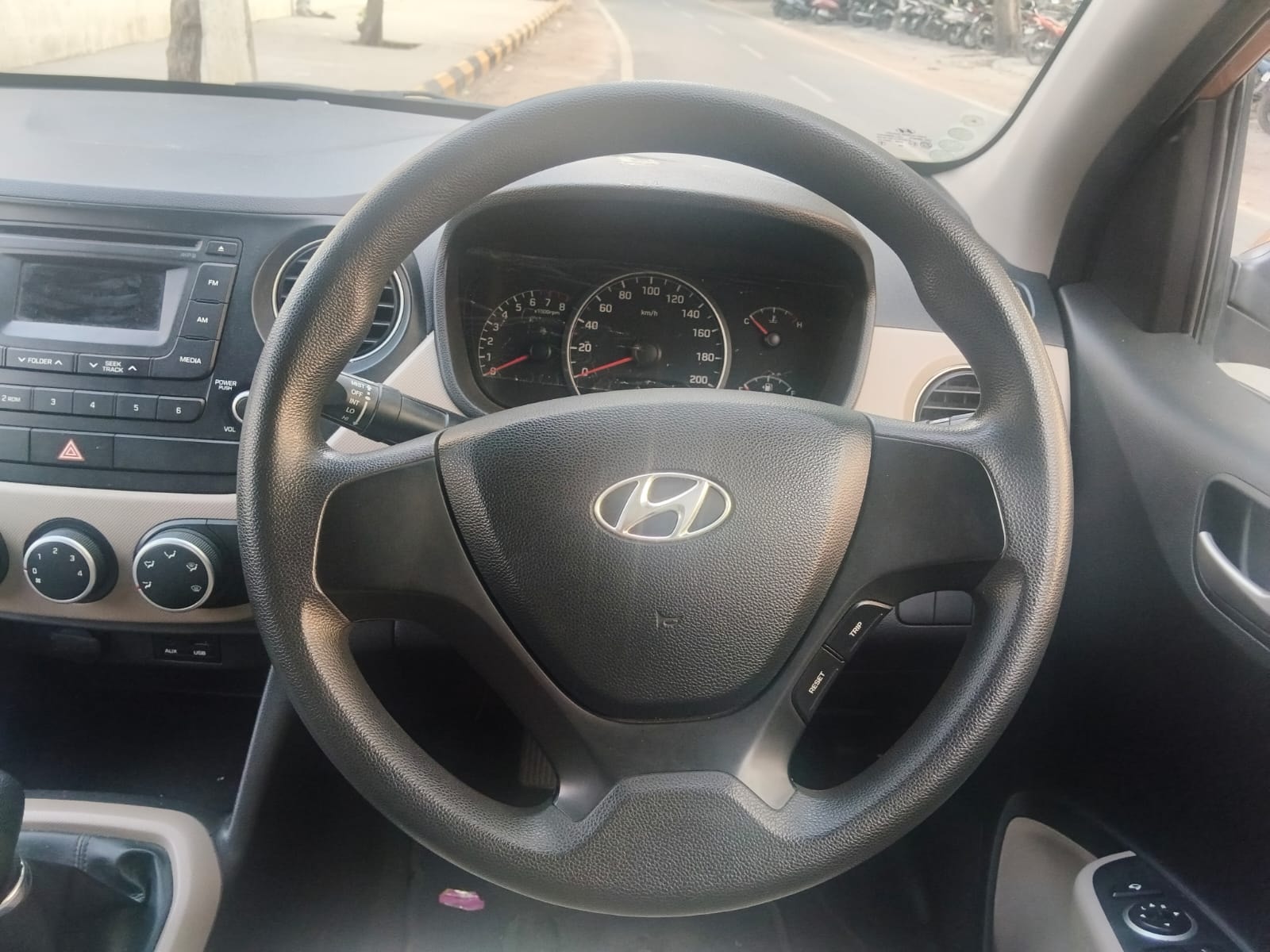 Used 2014 Hyundai Grand i10 Used 2014 Hyundai Grand i10