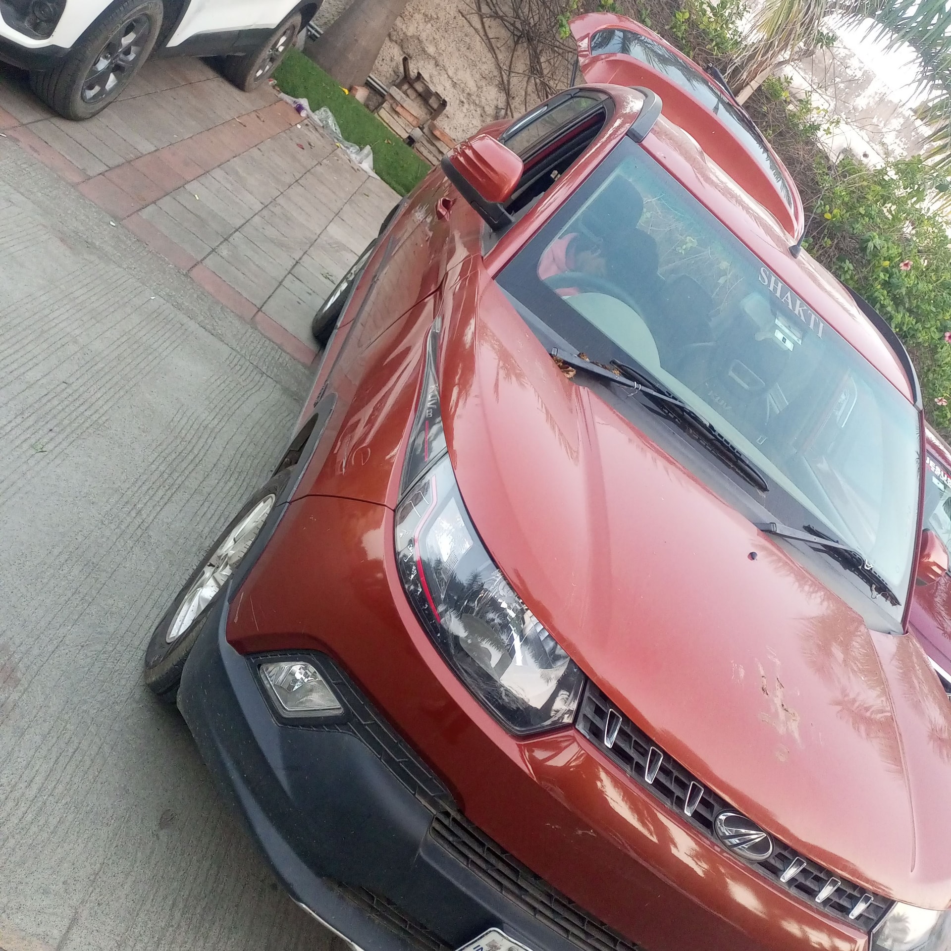 Used 2017 Mahindra KUV100 Used 2017 Mahindra KUV100