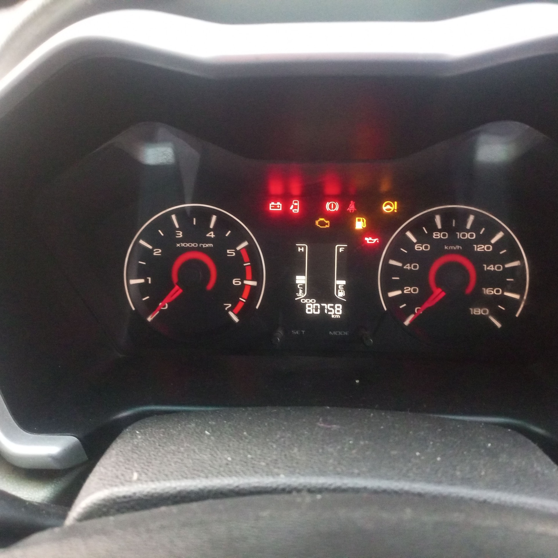 Used 2017 Mahindra KUV100 Used 2017 Mahindra KUV100