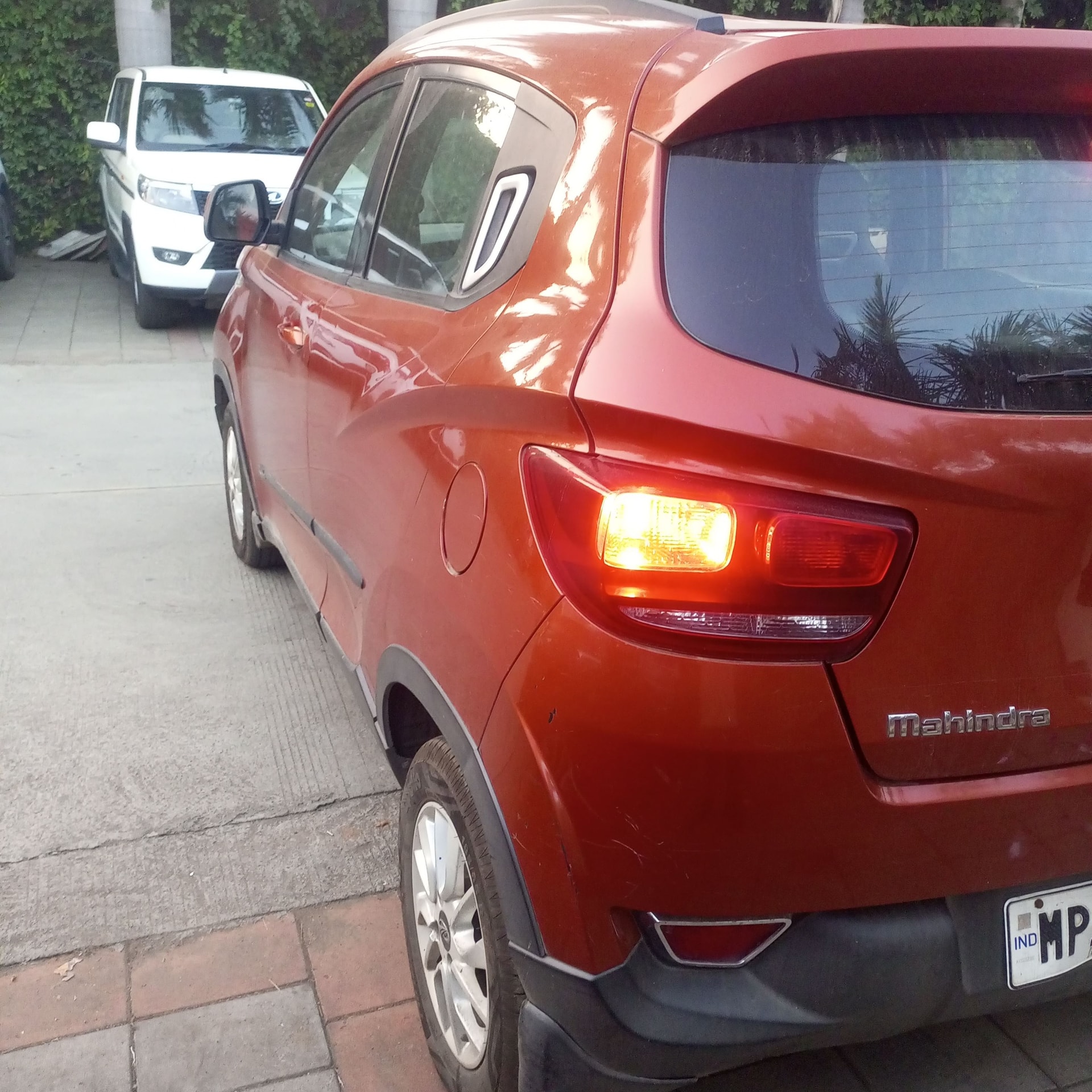 Used 2017 Mahindra KUV100 Used 2017 Mahindra KUV100