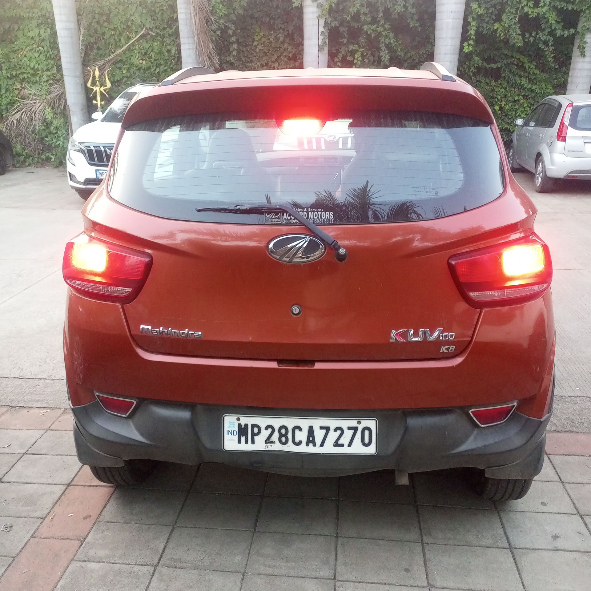 Used 2017 Mahindra KUV100 Used 2017 Mahindra KUV100