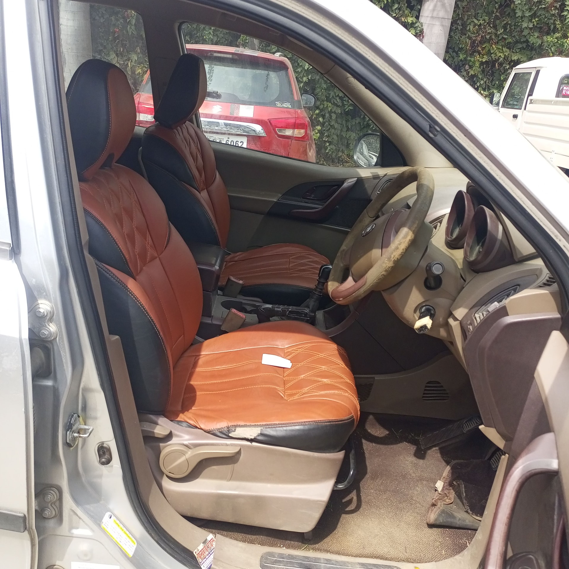 XUV500 image 14 XUV500 image 14