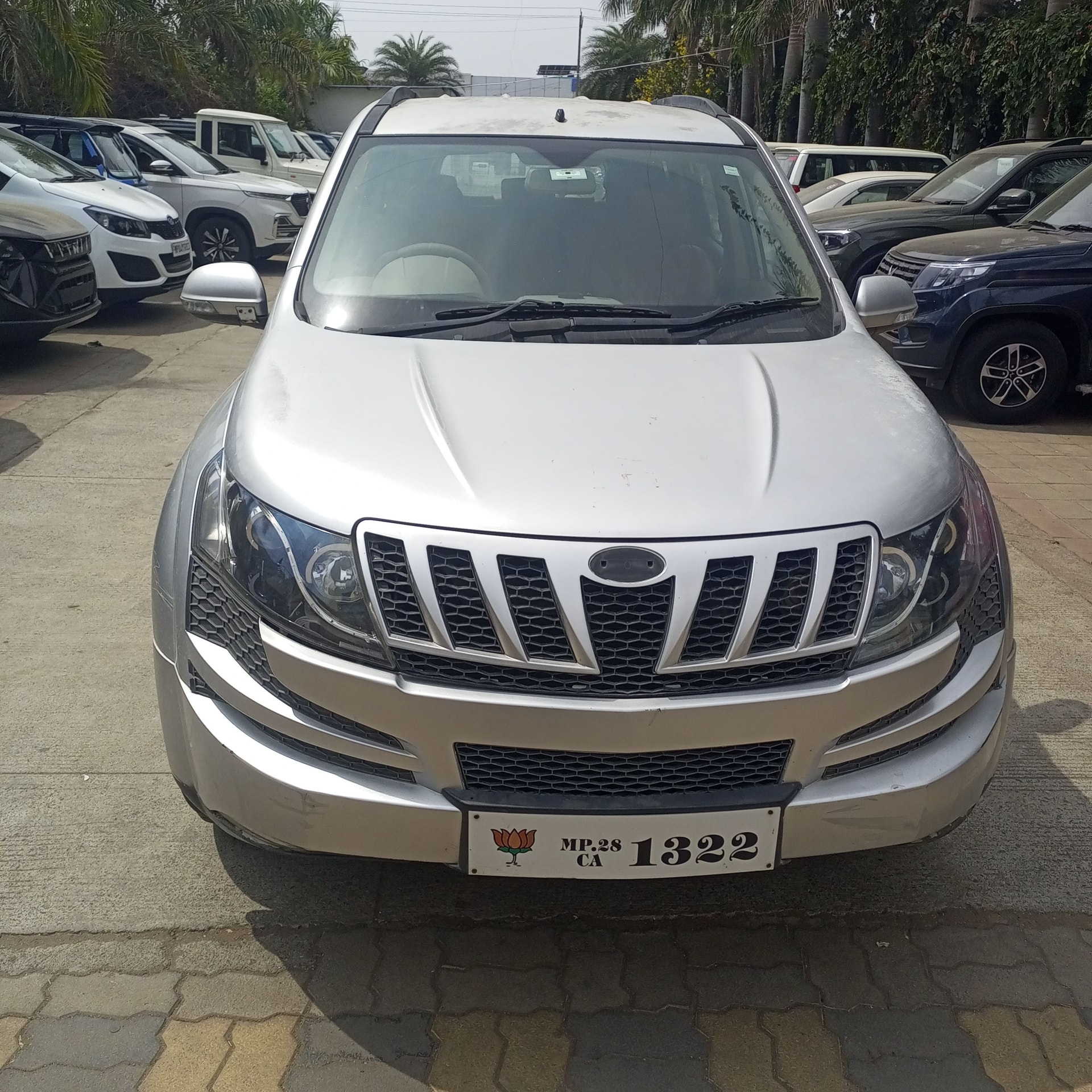 XUV500 image 8 XUV500 image 8