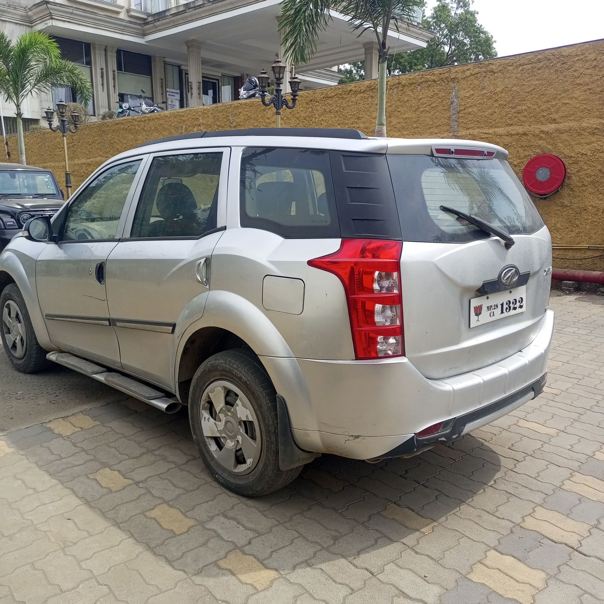 XUV500 image 10 XUV500 image 10