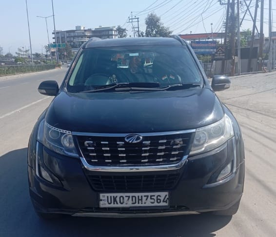 Used 2018 Mahindra XUV500 Used 2018 Mahindra XUV500