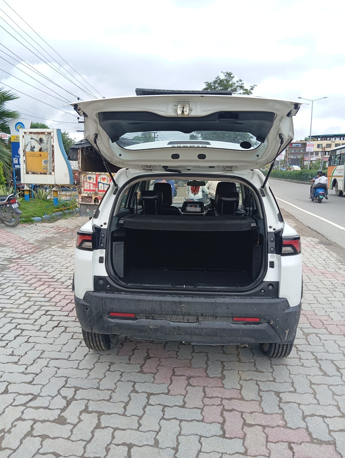 Brezza image 3 Brezza image 3