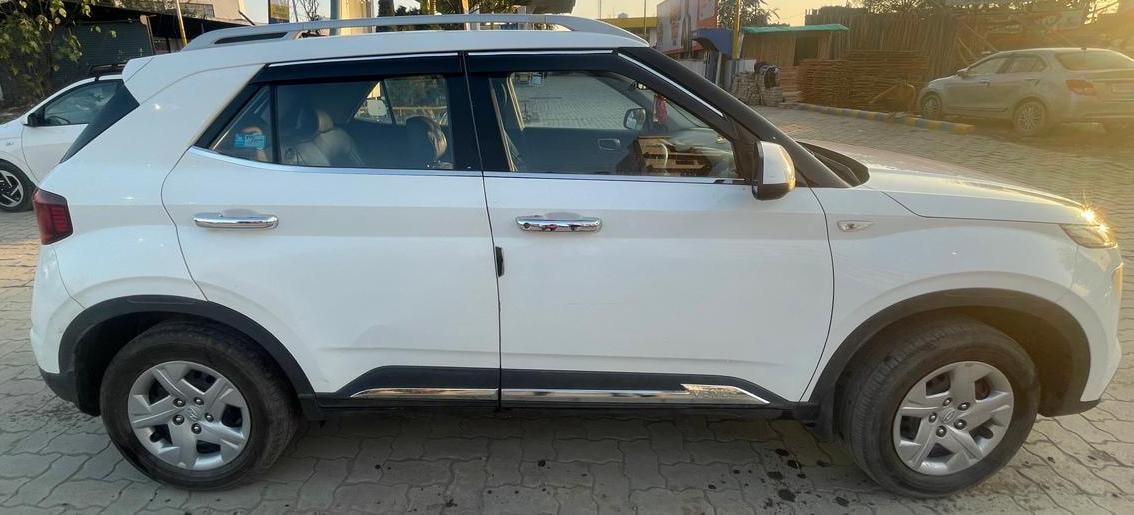 Used 2021 Hyundai Venue Used 2021 Hyundai Venue