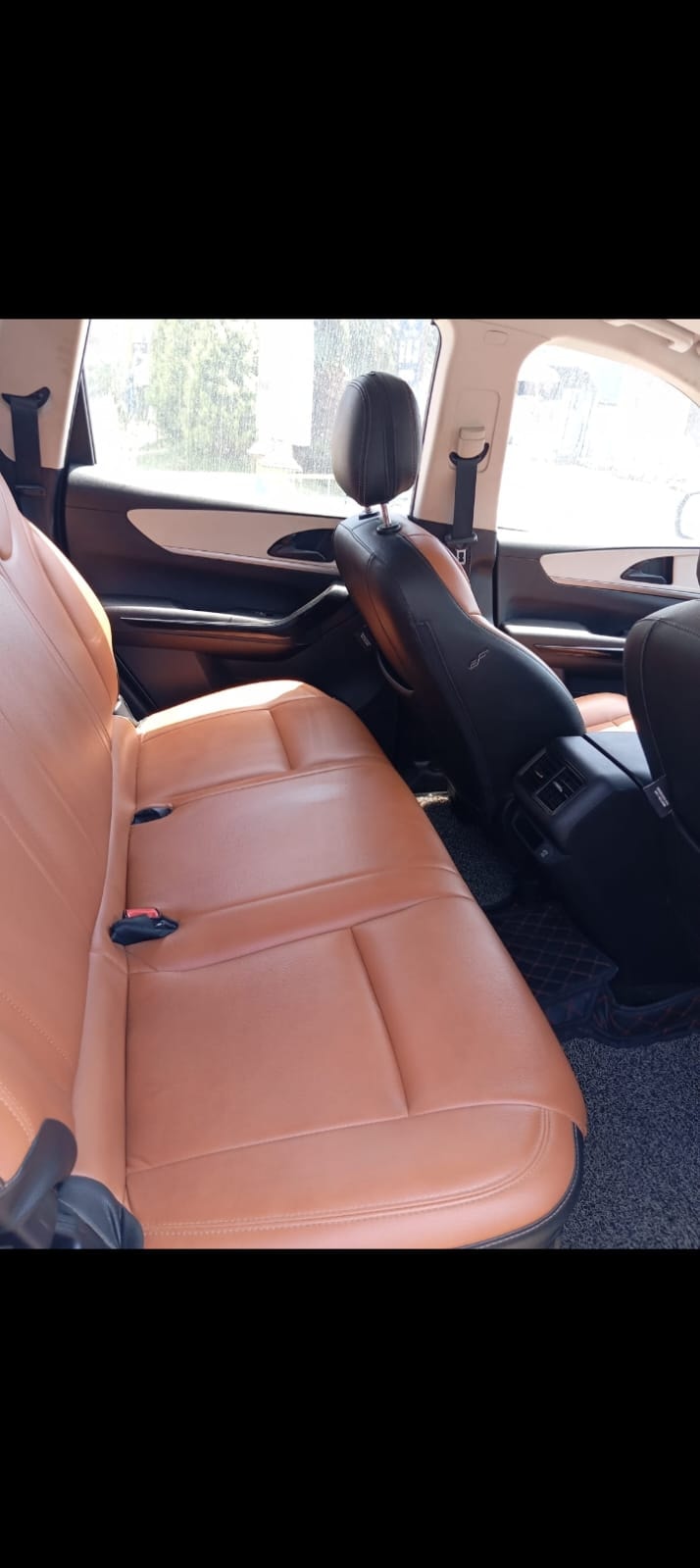 Used 2022 Mahindra XUV700 Used 2022 Mahindra XUV700