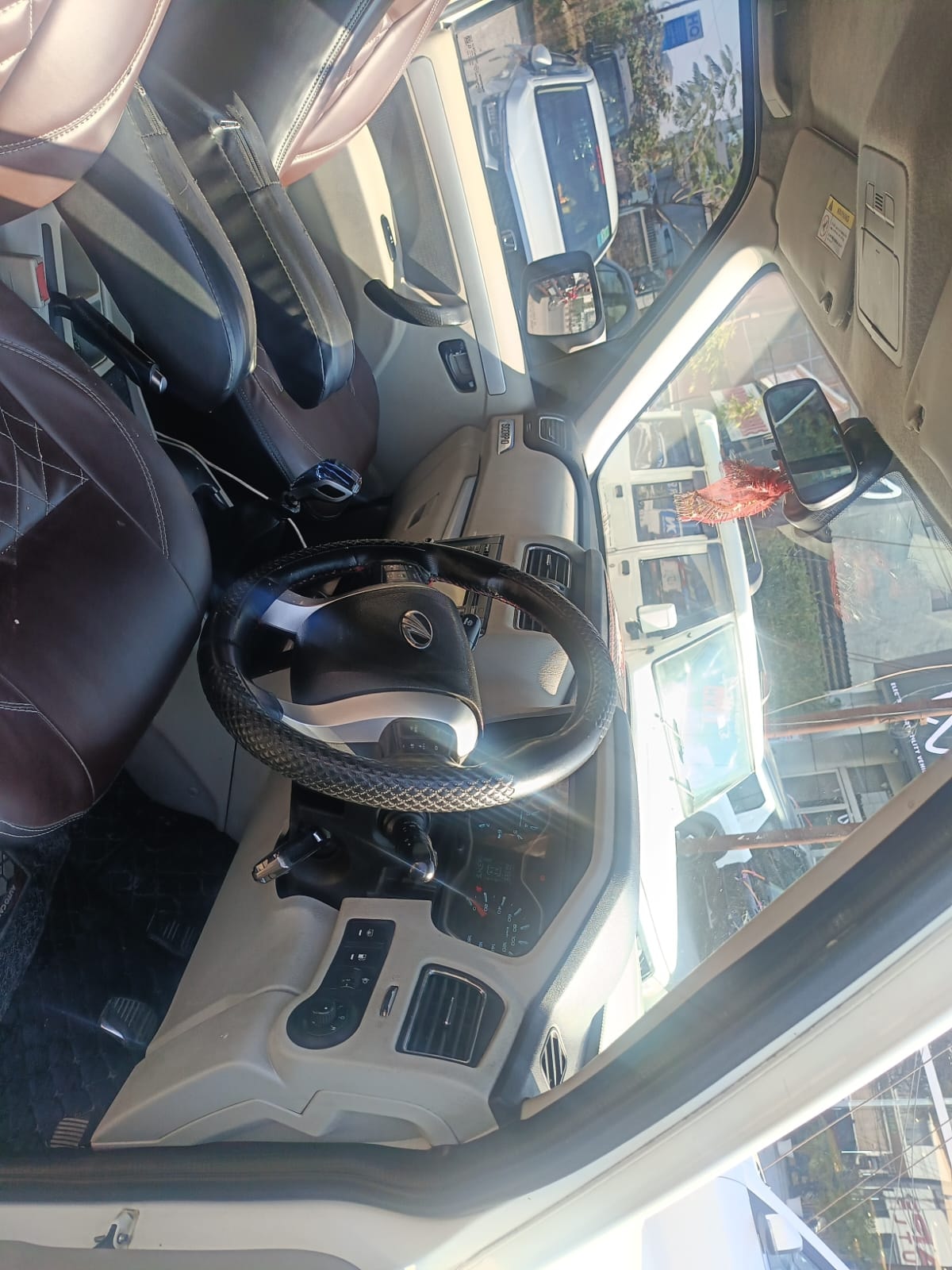 Scorpio image 9 Scorpio image 9