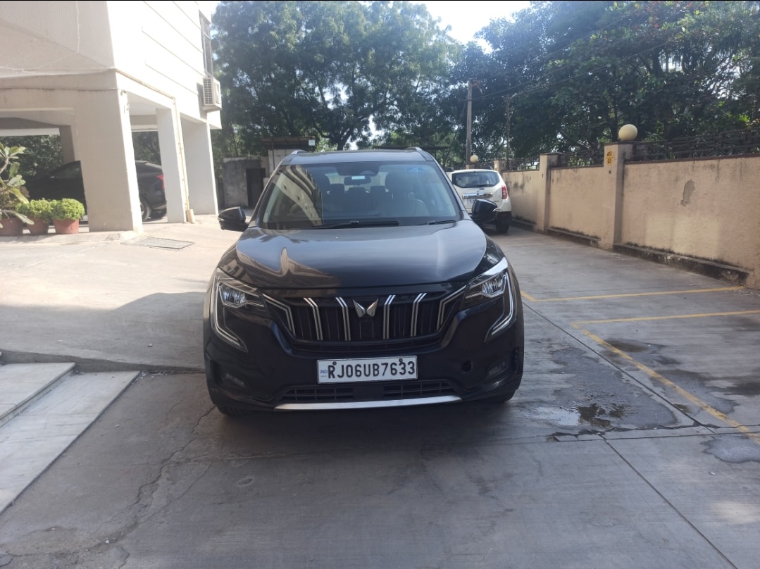 Used 2022 Mahindra XUV700 Used 2022 Mahindra XUV700