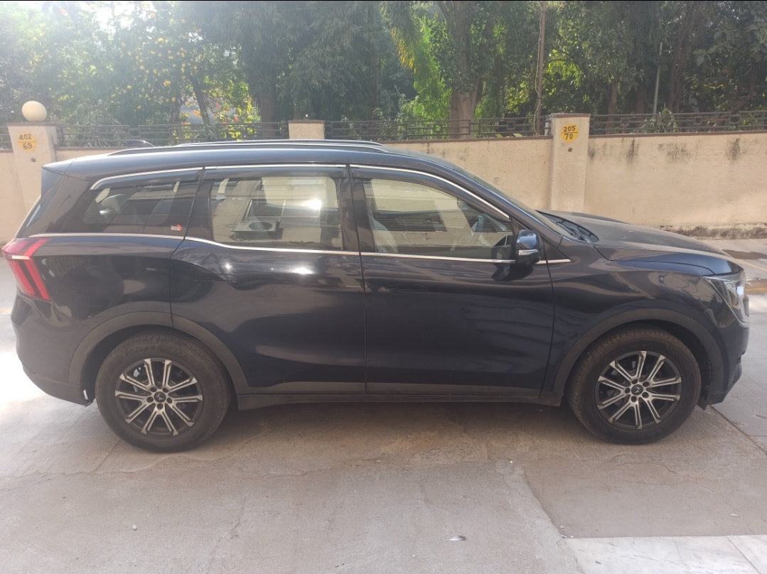 Used 2022 Mahindra XUV700 Used 2022 Mahindra XUV700