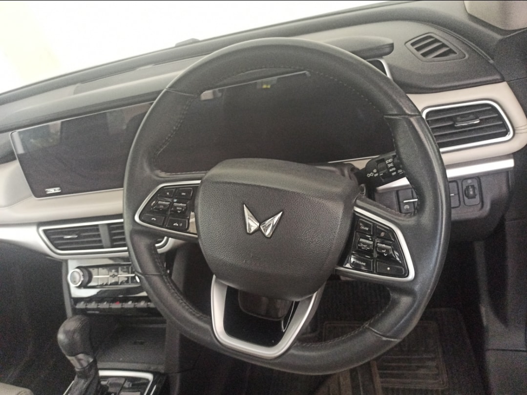 Used 2023 Mahindra XUV700 Used 2023 Mahindra XUV700