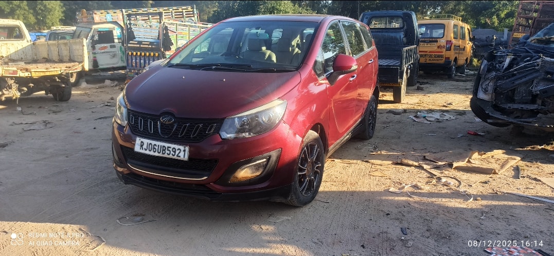 Used 2018 Mahindra Marazzo Used 2018 Mahindra Marazzo