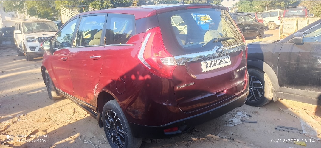 Used 2018 Mahindra Marazzo Used 2018 Mahindra Marazzo