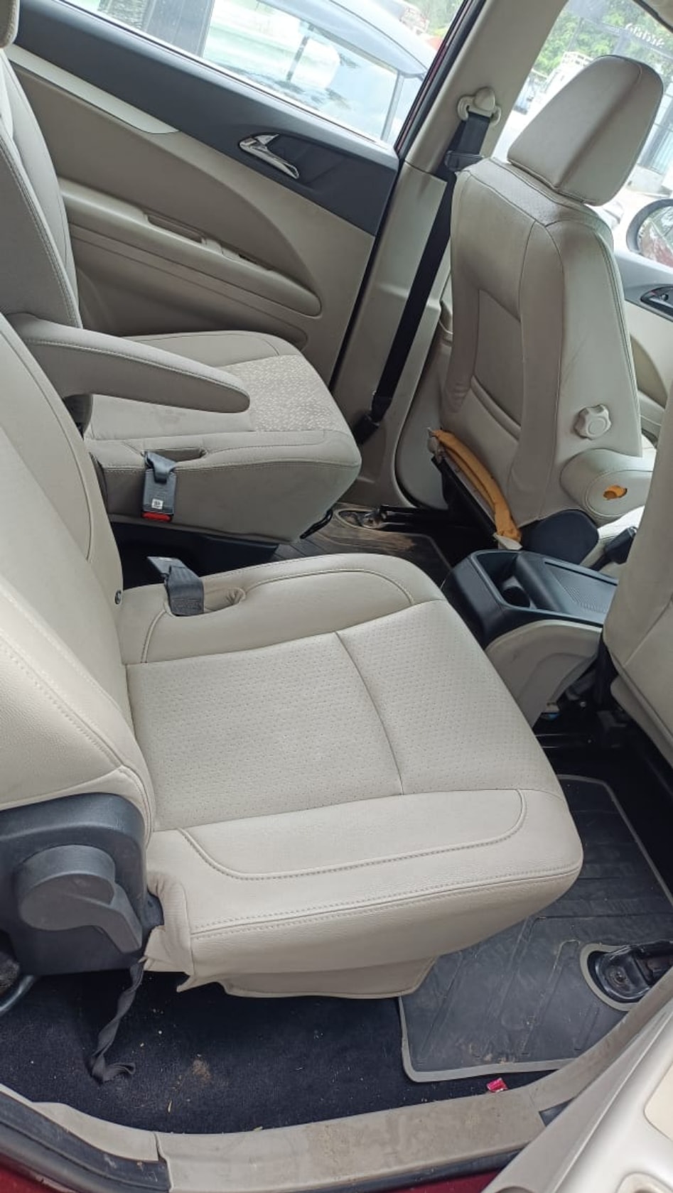 Used 2018 Mahindra Marazzo Used 2018 Mahindra Marazzo