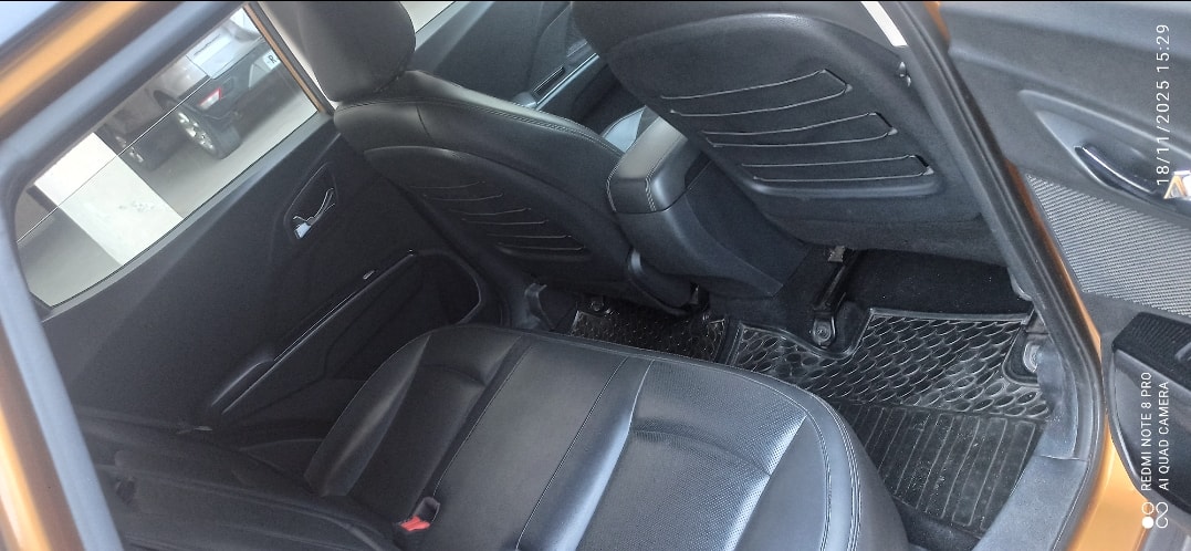 XUV300 image 17 XUV300 image 17