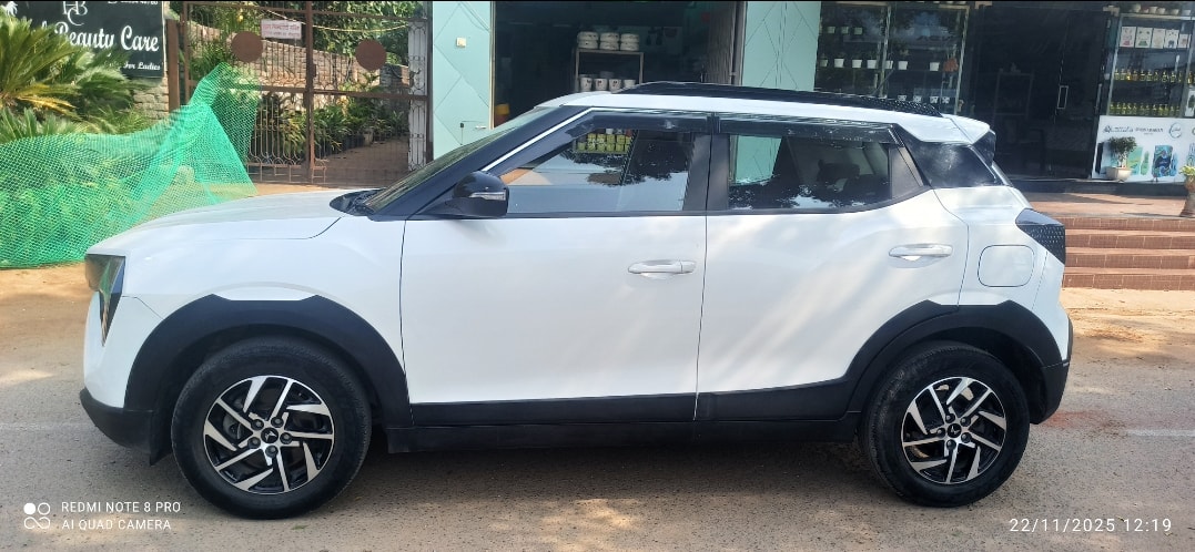 Used 2024 Mahindra XUV 3XO Used 2024 Mahindra XUV 3XO