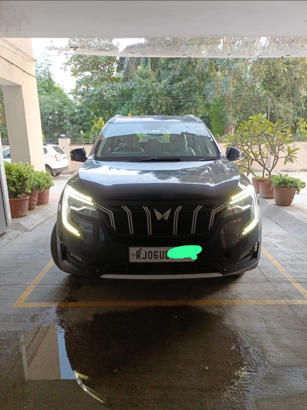 Used 2021 Mahindra XUV700 Used 2021 Mahindra XUV700