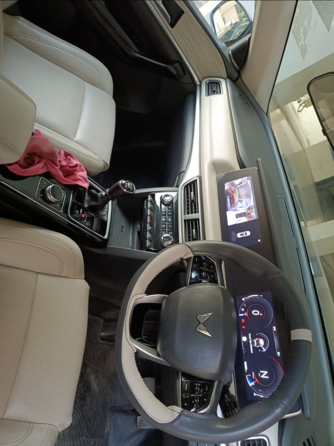 Used 2021 Mahindra XUV700 Used 2021 Mahindra XUV700