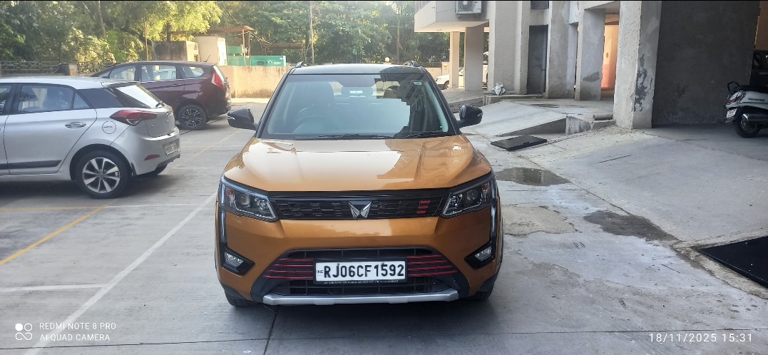 Used 2022 Mahindra XUV300 Used 2022 Mahindra XUV300