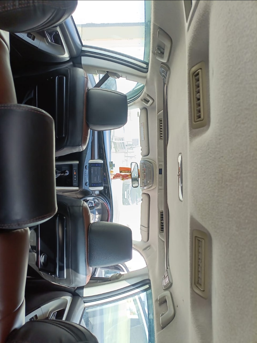 Used 2016 Toyota Innova Crysta Used 2016 Toyota Innova Crysta