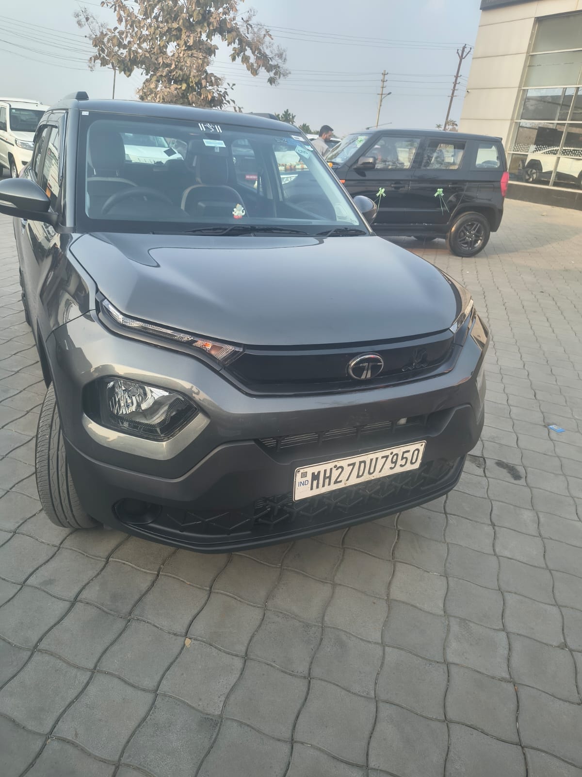 Punch image 5 Punch image 5