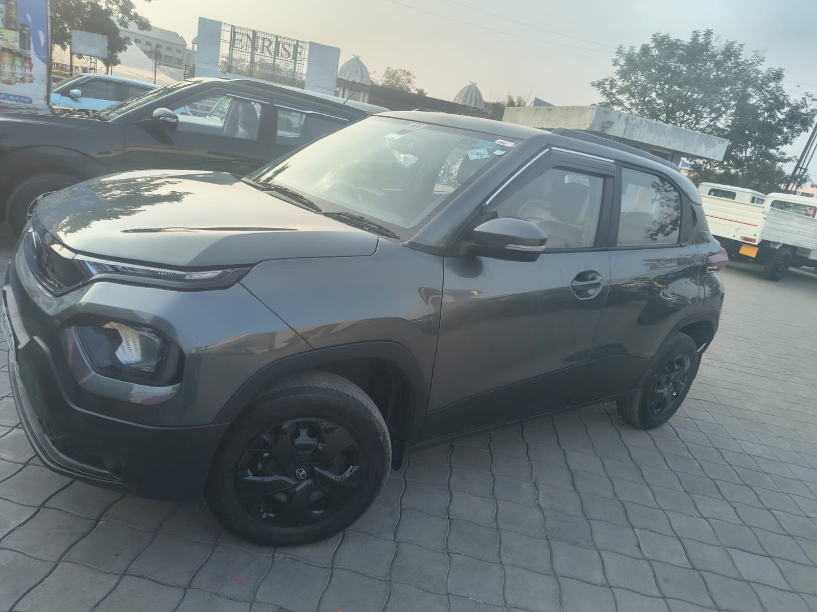 Punch image 2 Punch image 2