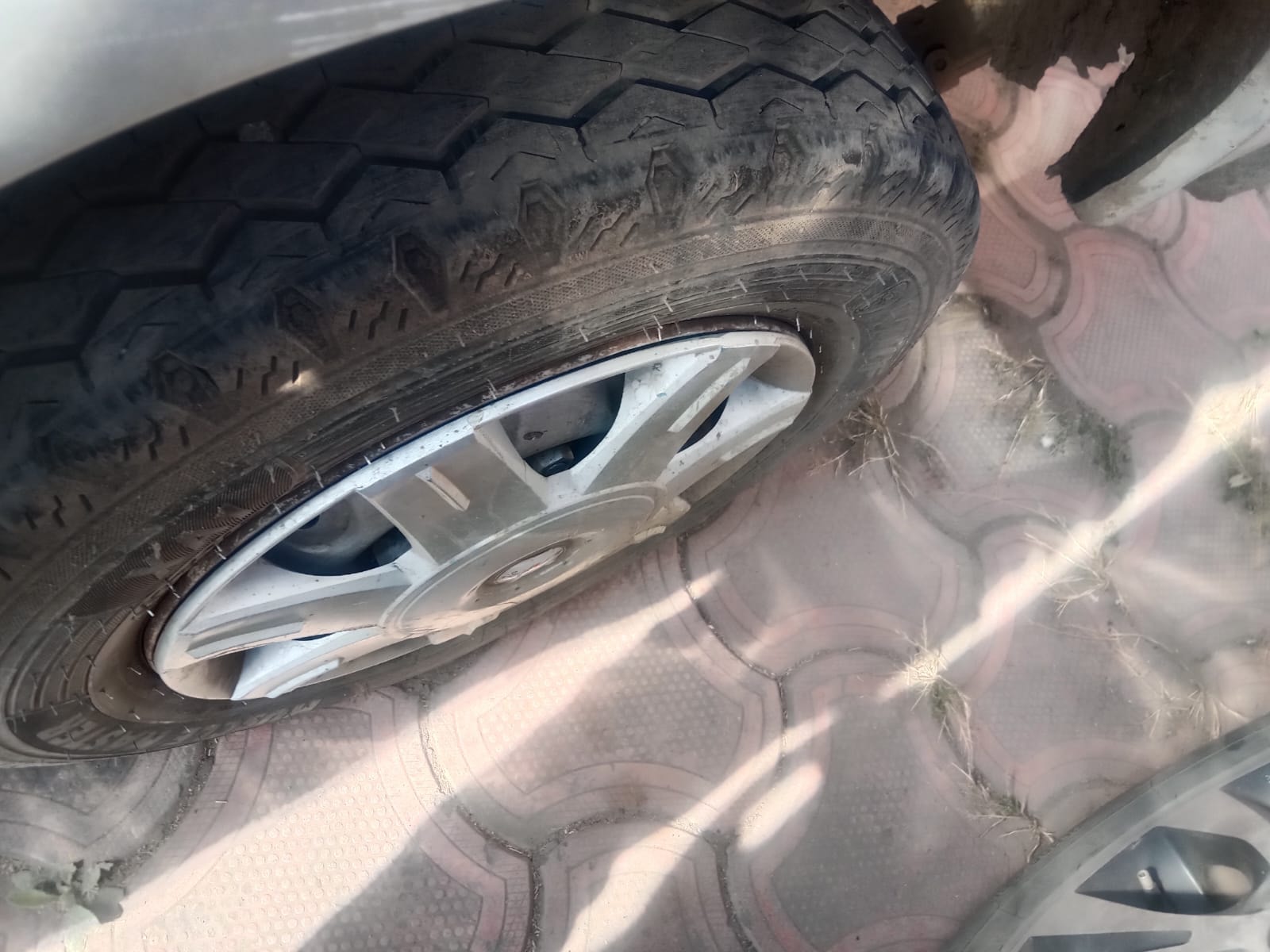 Used 2011 Maruti Suzuki Omni Used 2011 Maruti Suzuki Omni