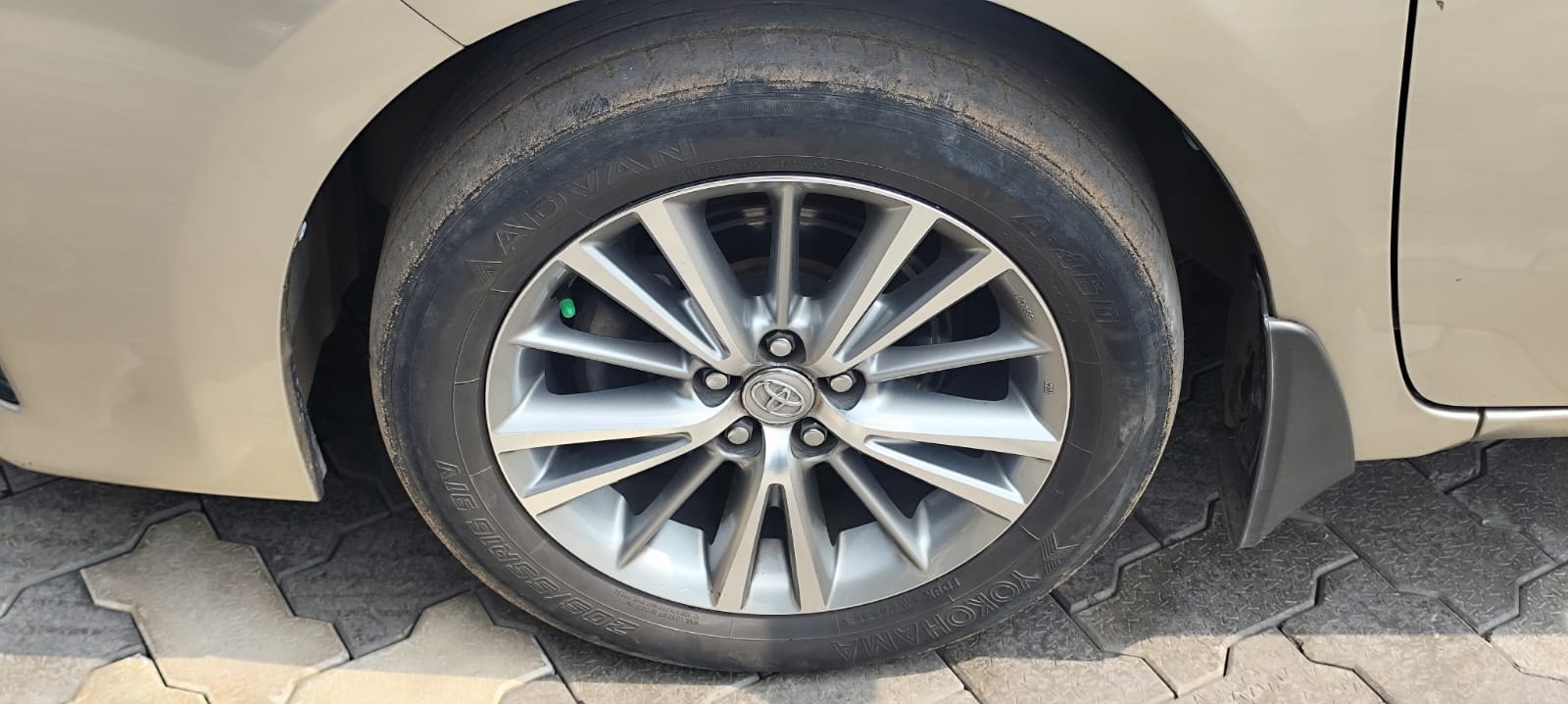 Corolla Altis image 16 Corolla Altis image 16