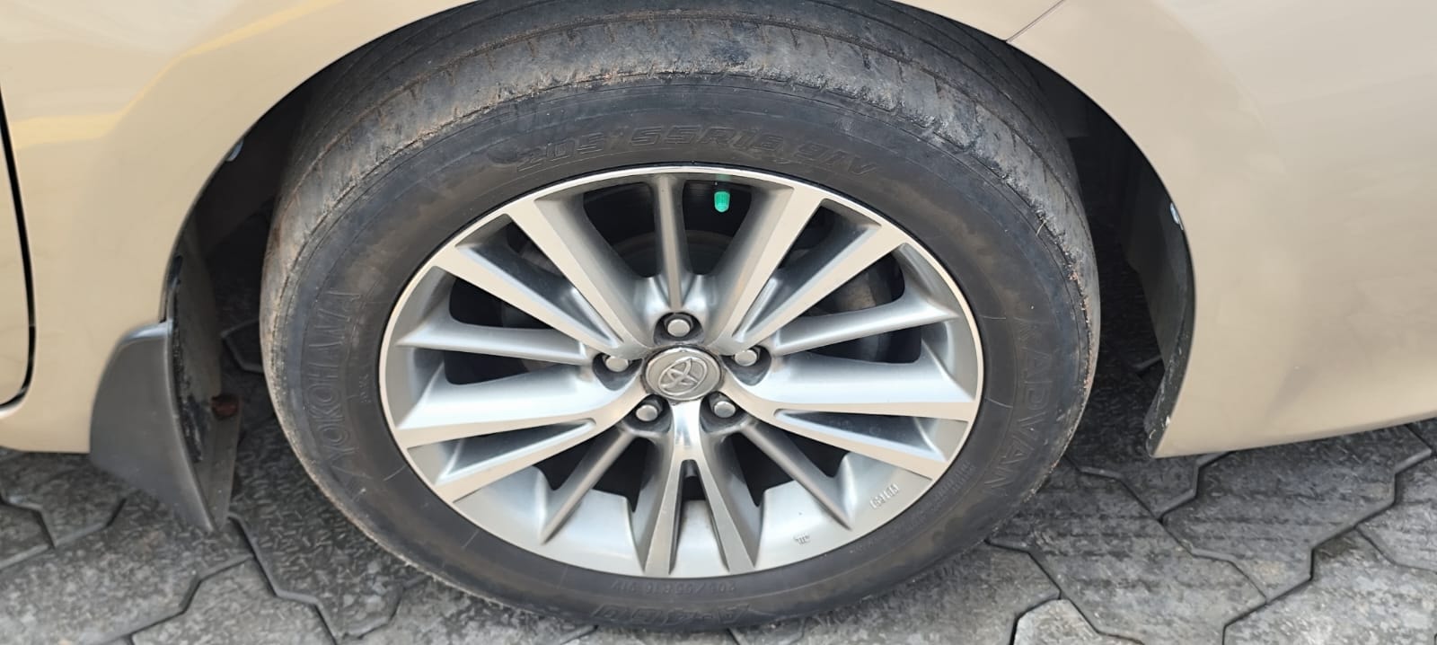 Corolla Altis image 9 Corolla Altis image 9