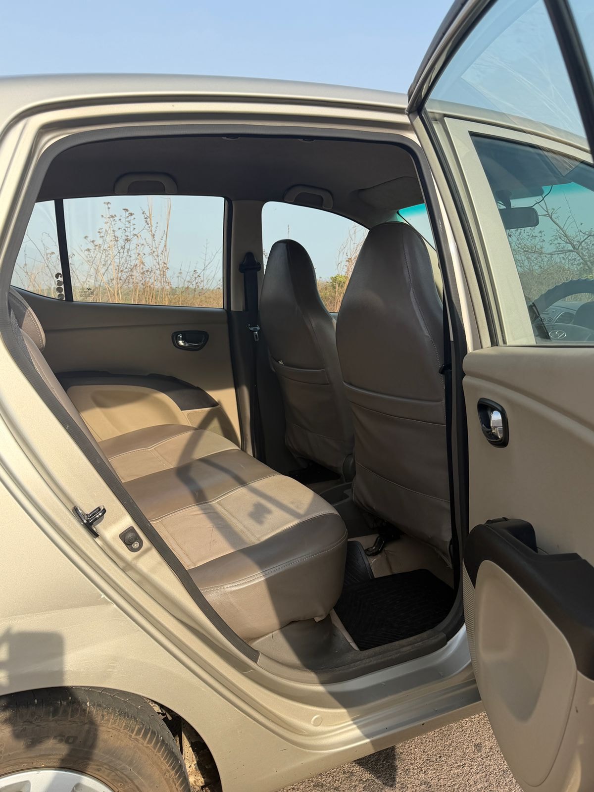 i10 image 16 i10 image 16