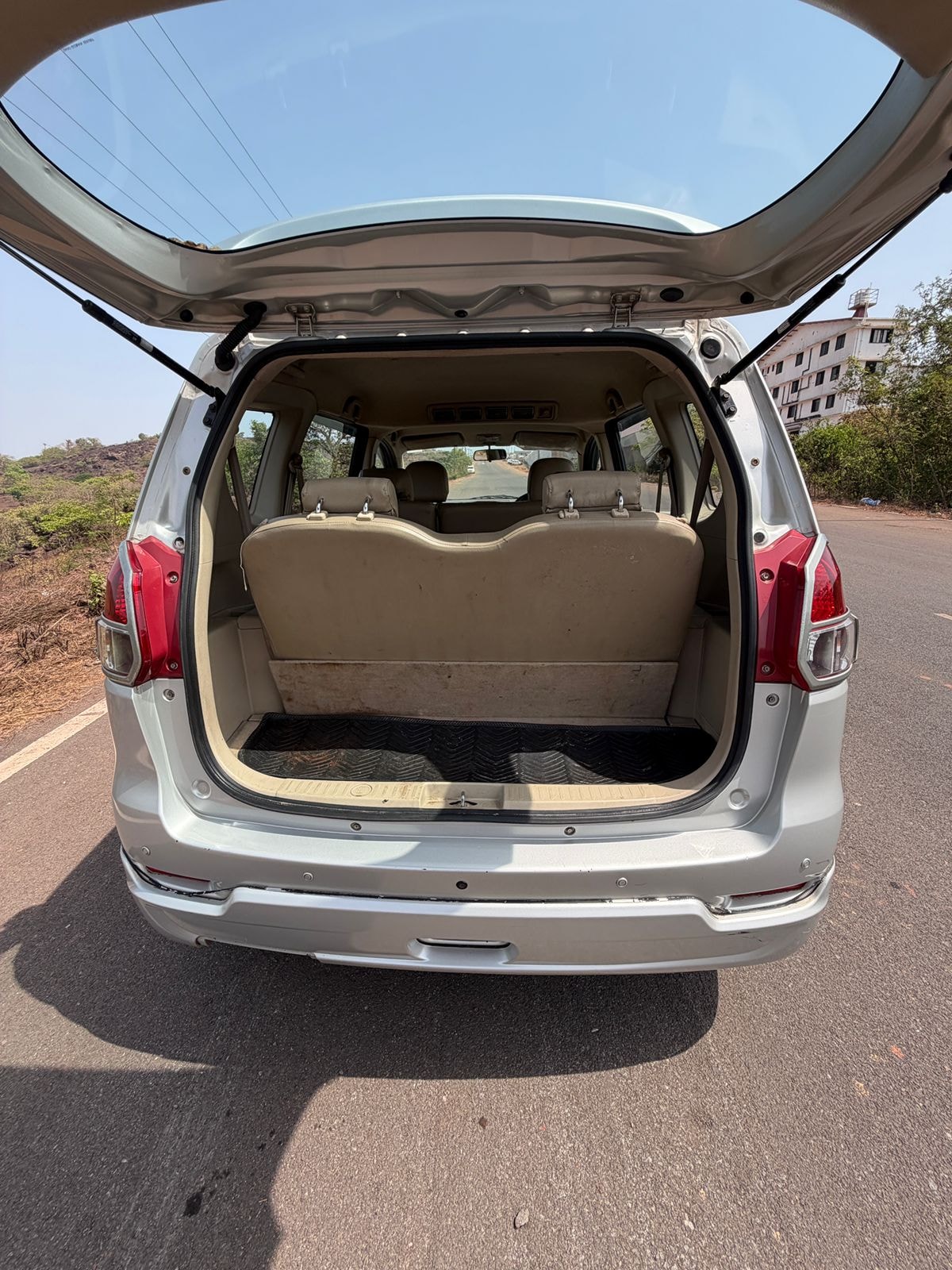 Ertiga image 9 Ertiga image 9