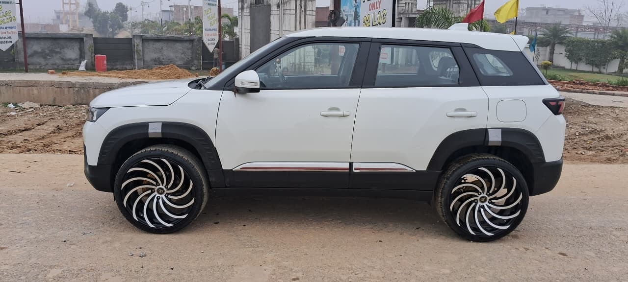 Used 2024 Maruti Suzuki Brezza Used 2024 Maruti Suzuki Brezza