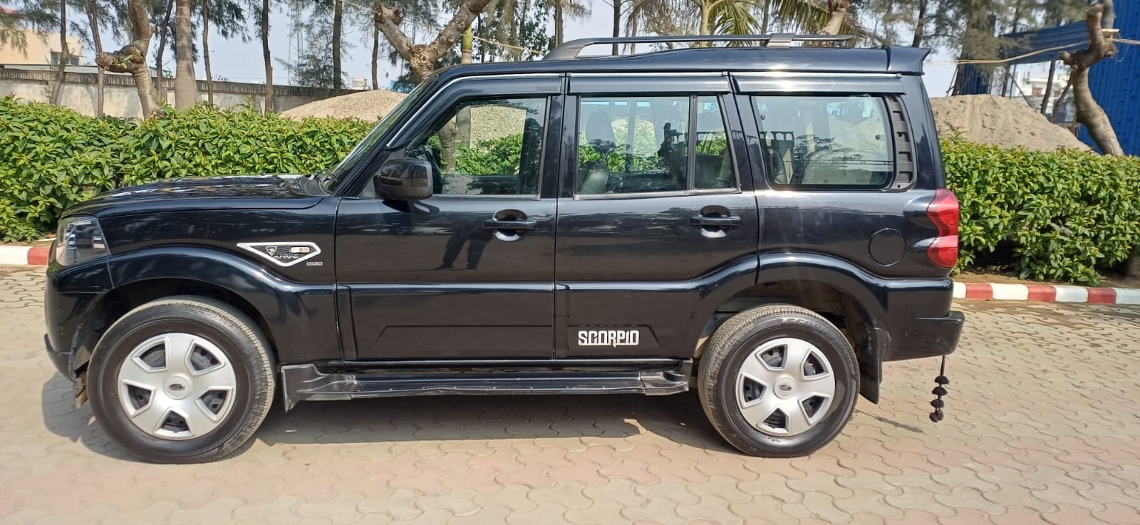 Scorpio image 3 Scorpio image 3