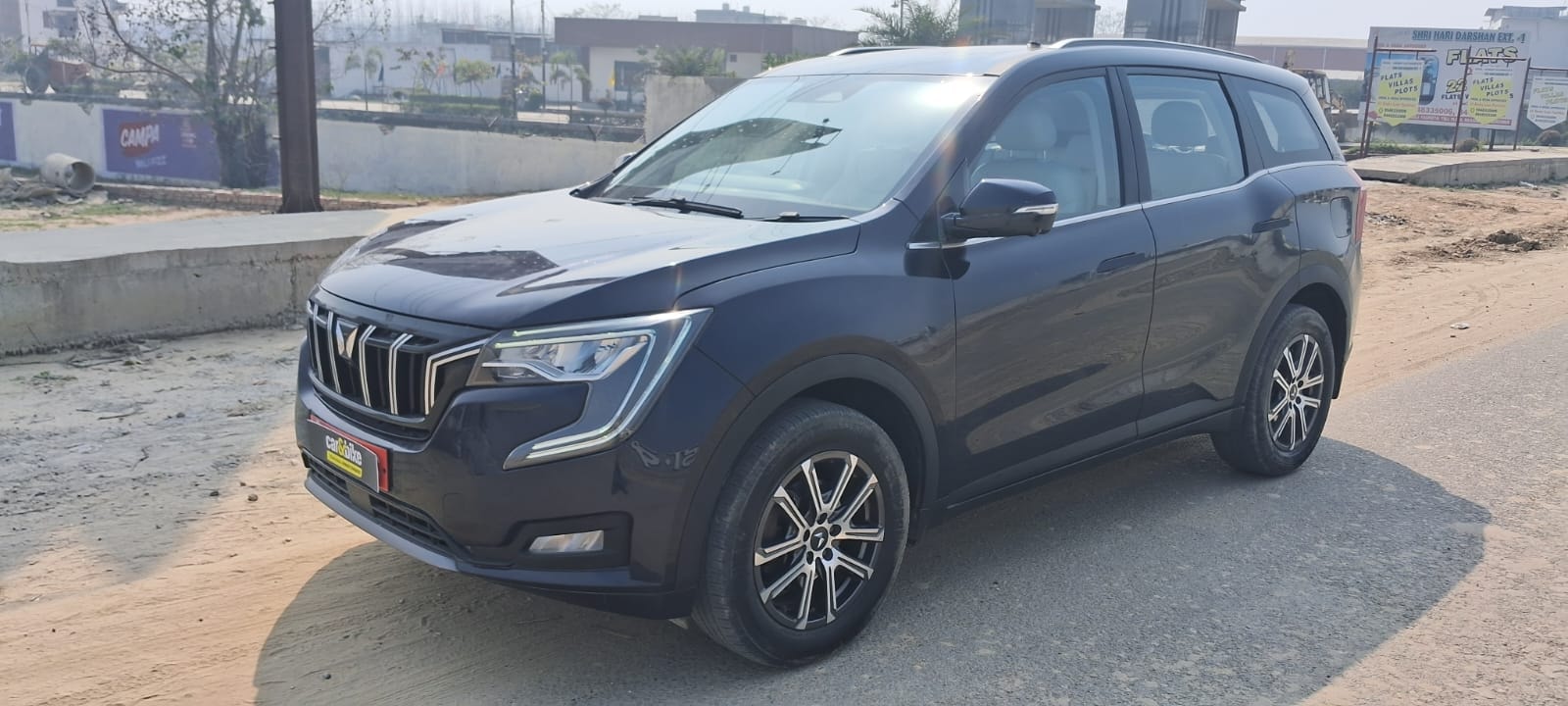 XUV700 image 1 XUV700 image 1