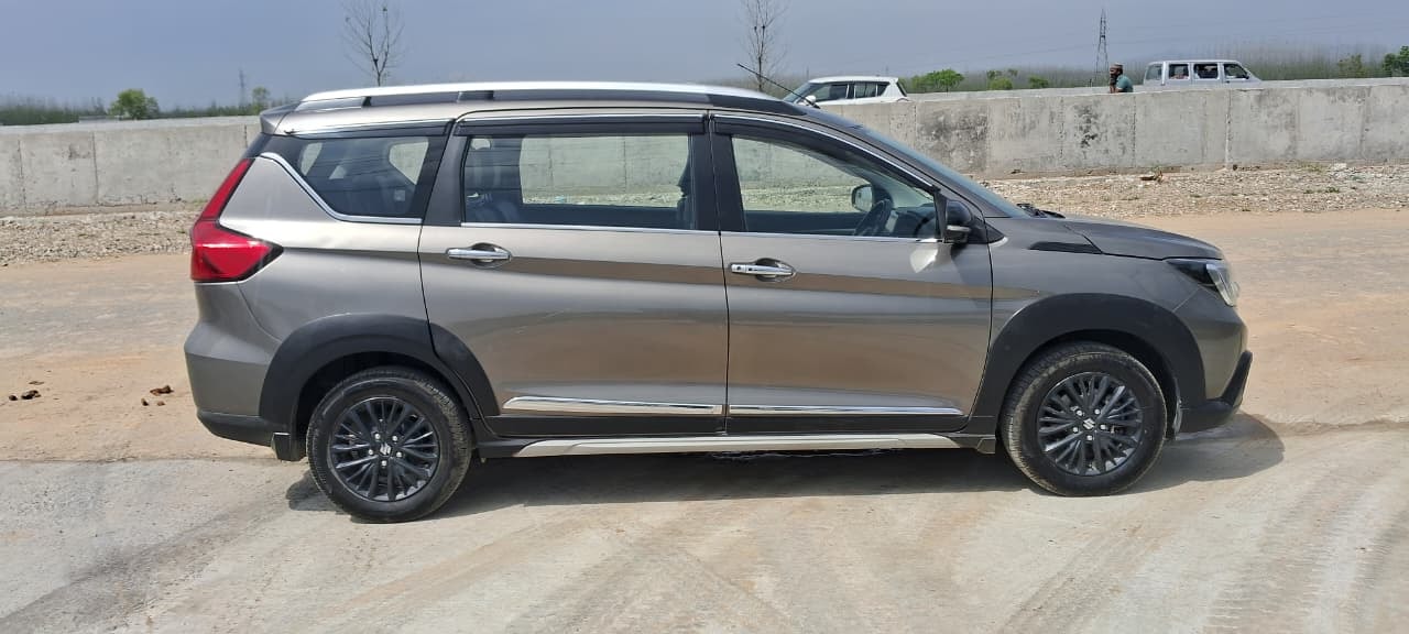 XL6 image 5 XL6 image 5