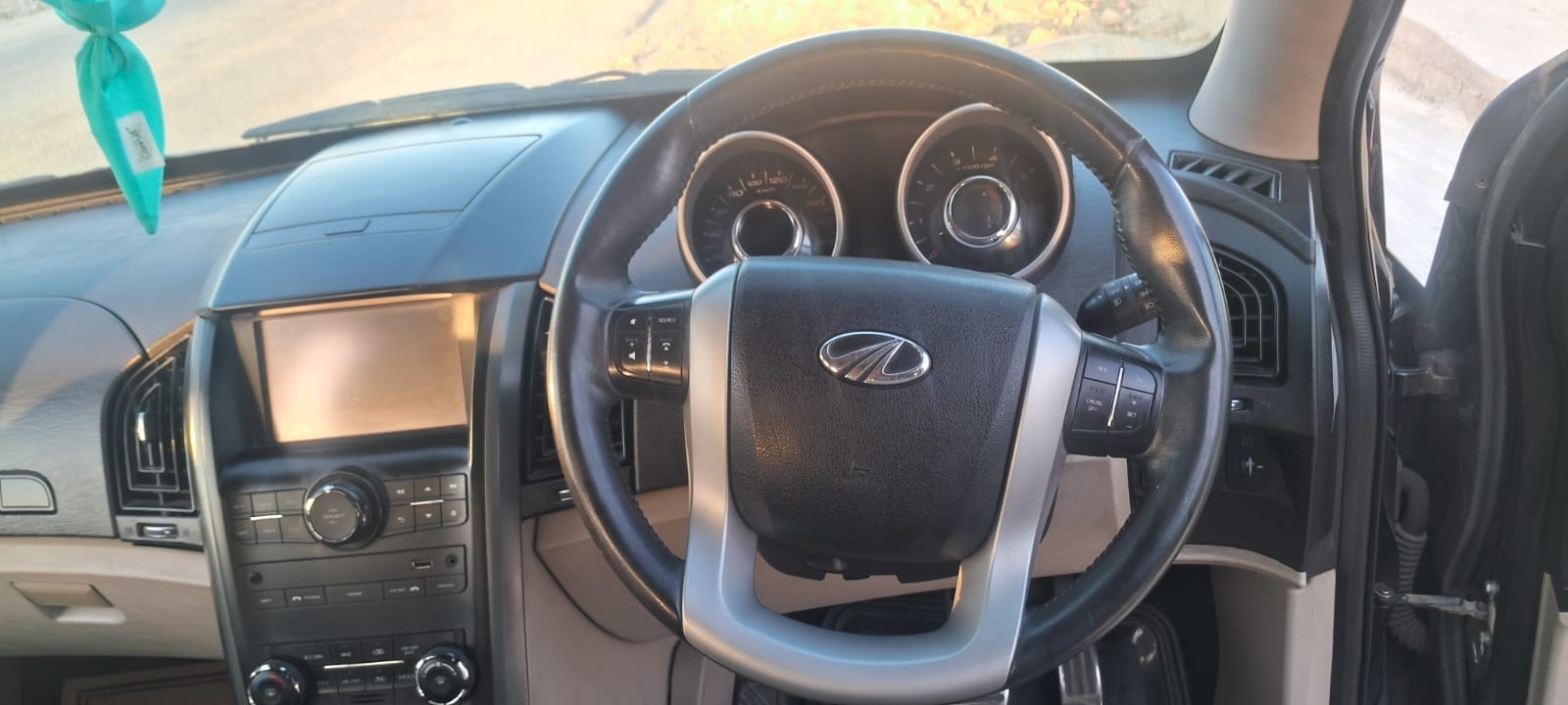 Used 2018 Mahindra XUV500 Used 2018 Mahindra XUV500