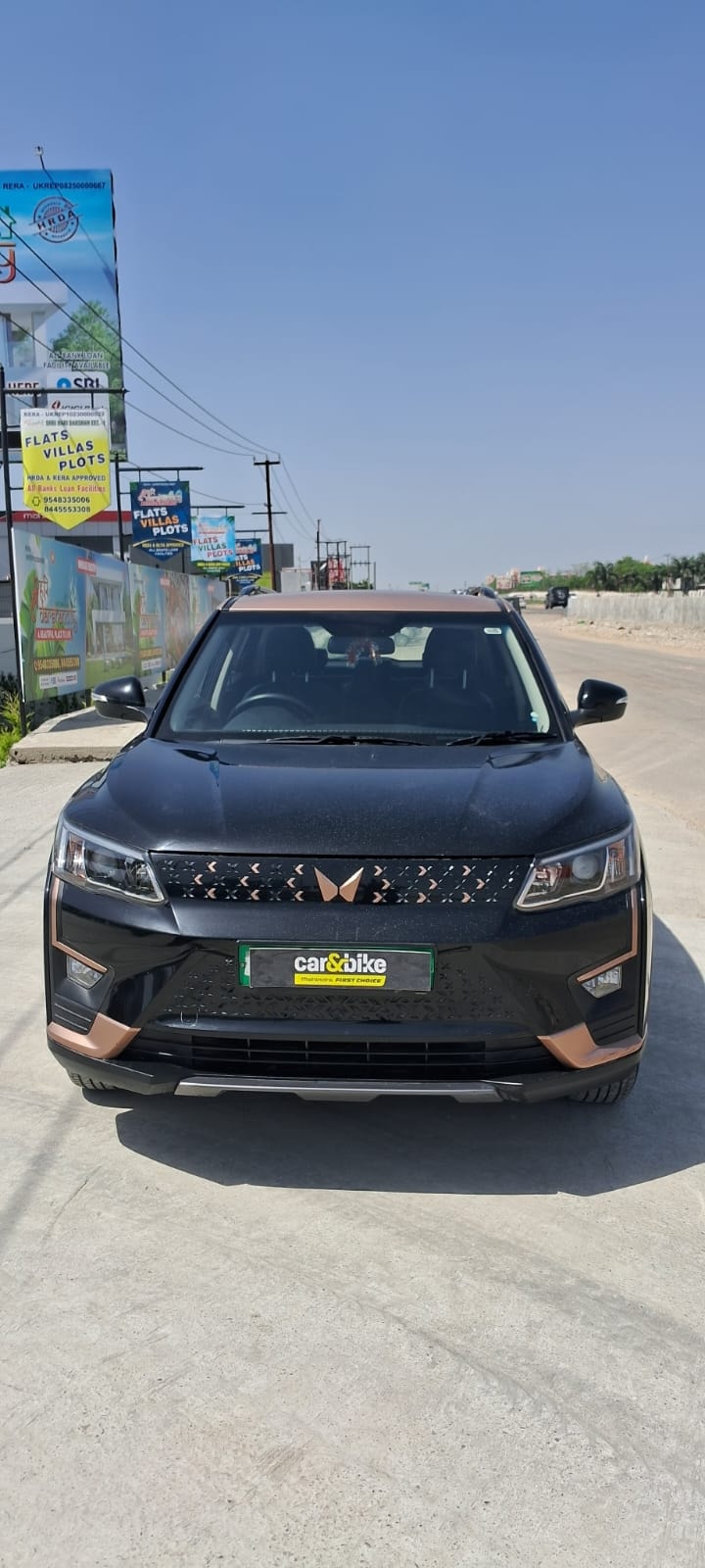 Used 2023 Mahindra XUV400 Used 2023 Mahindra XUV400