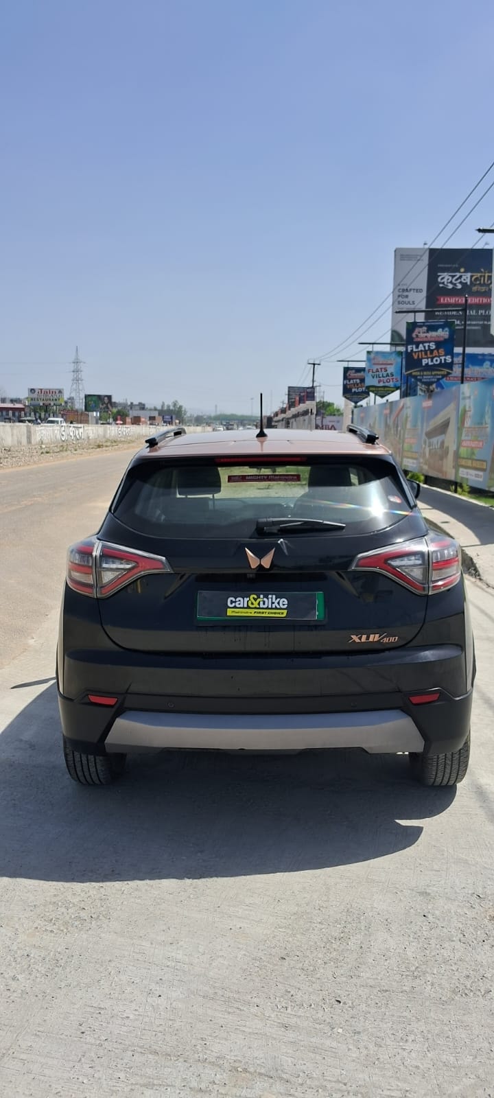 Used 2023 Mahindra XUV400 Used 2023 Mahindra XUV400