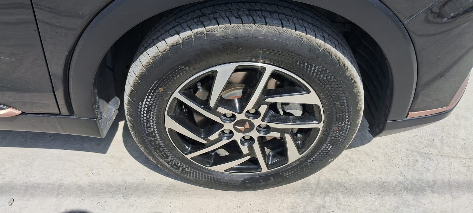 Used 2023 Mahindra XUV400 Used 2023 Mahindra XUV400