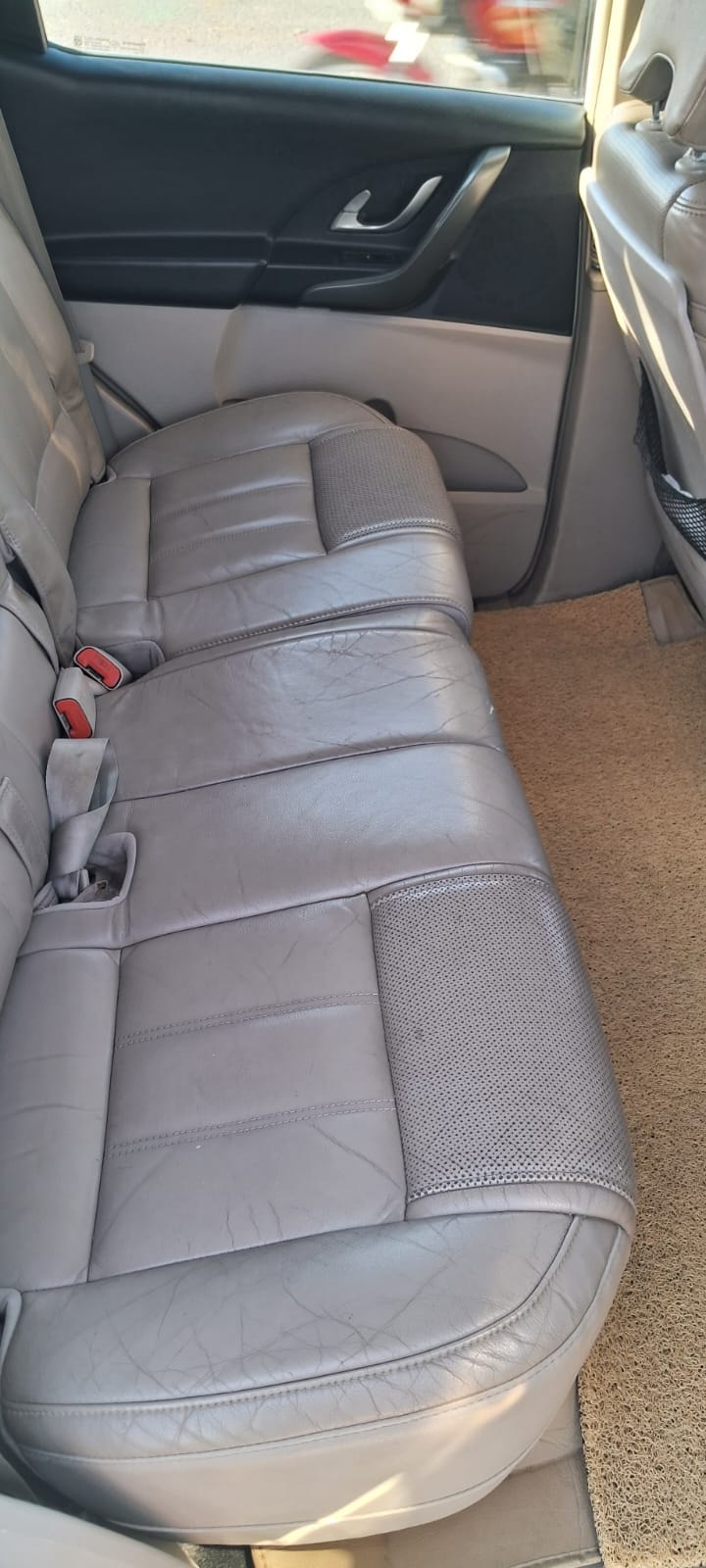 XUV500 image 13 XUV500 image 13