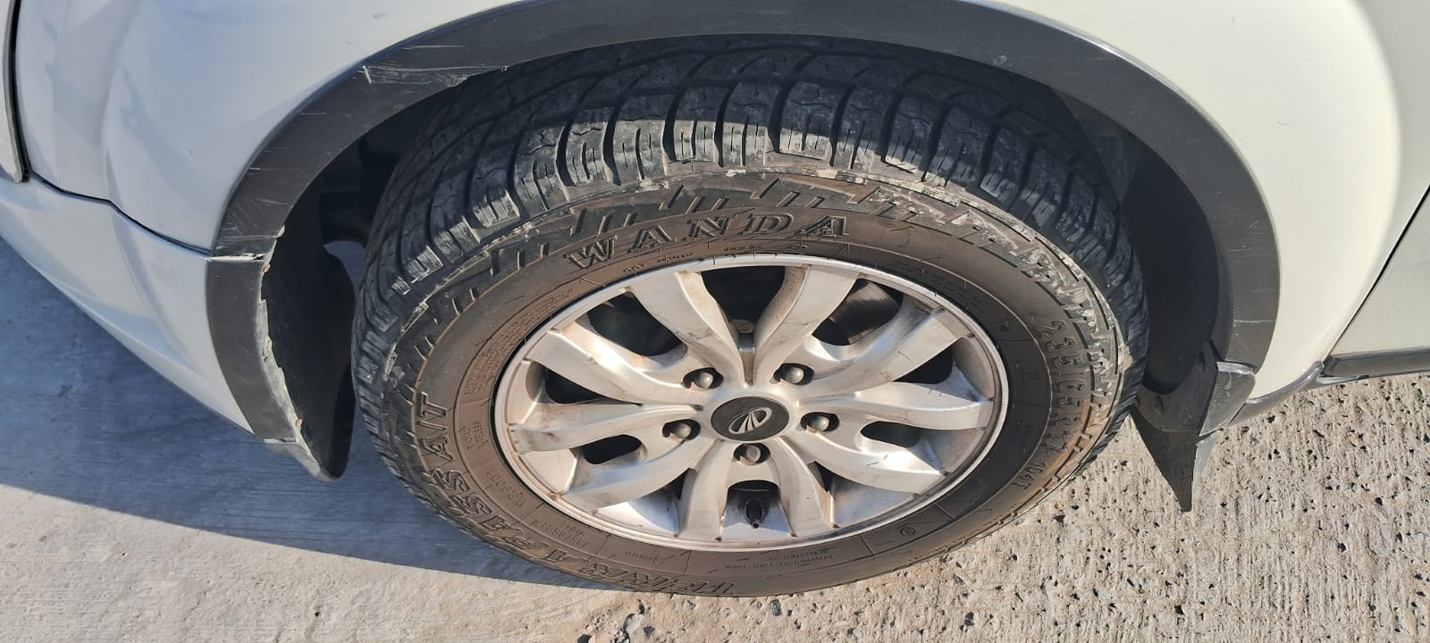 XUV500 image 8 XUV500 image 8