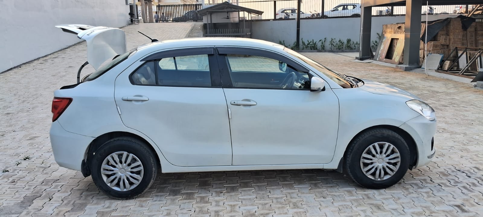 Swift DZire image 3 Swift DZire image 3