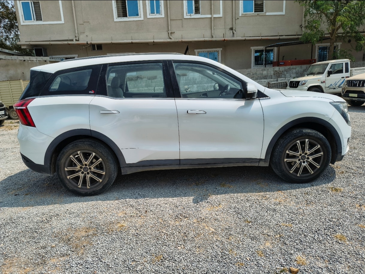 XUV700 image 6 XUV700 image 6