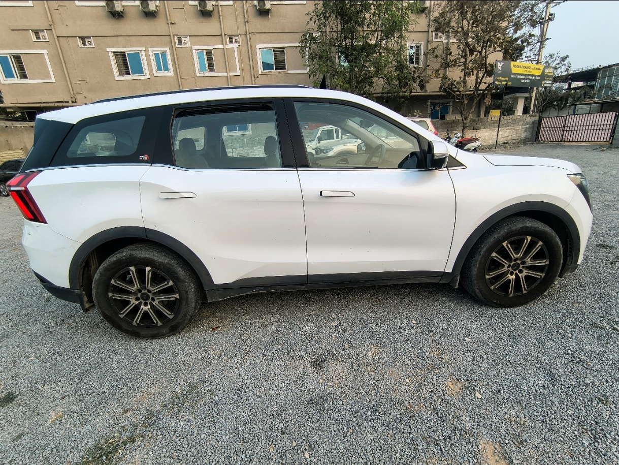 XUV700 image 6 XUV700 image 6