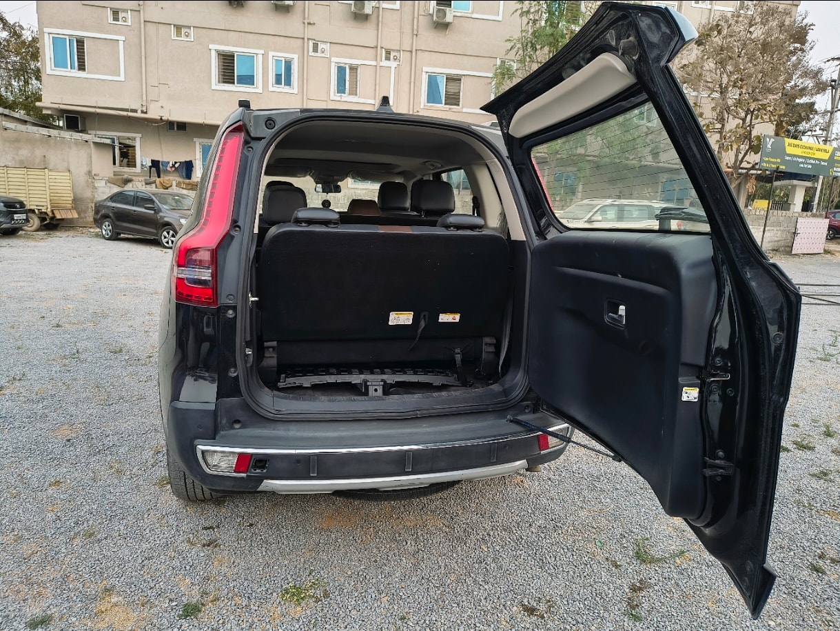 Scorpio-N image 10 Scorpio-N image 10