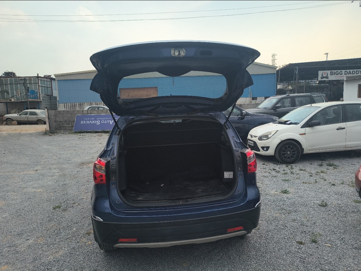 S-Cross image 7 S-Cross image 7