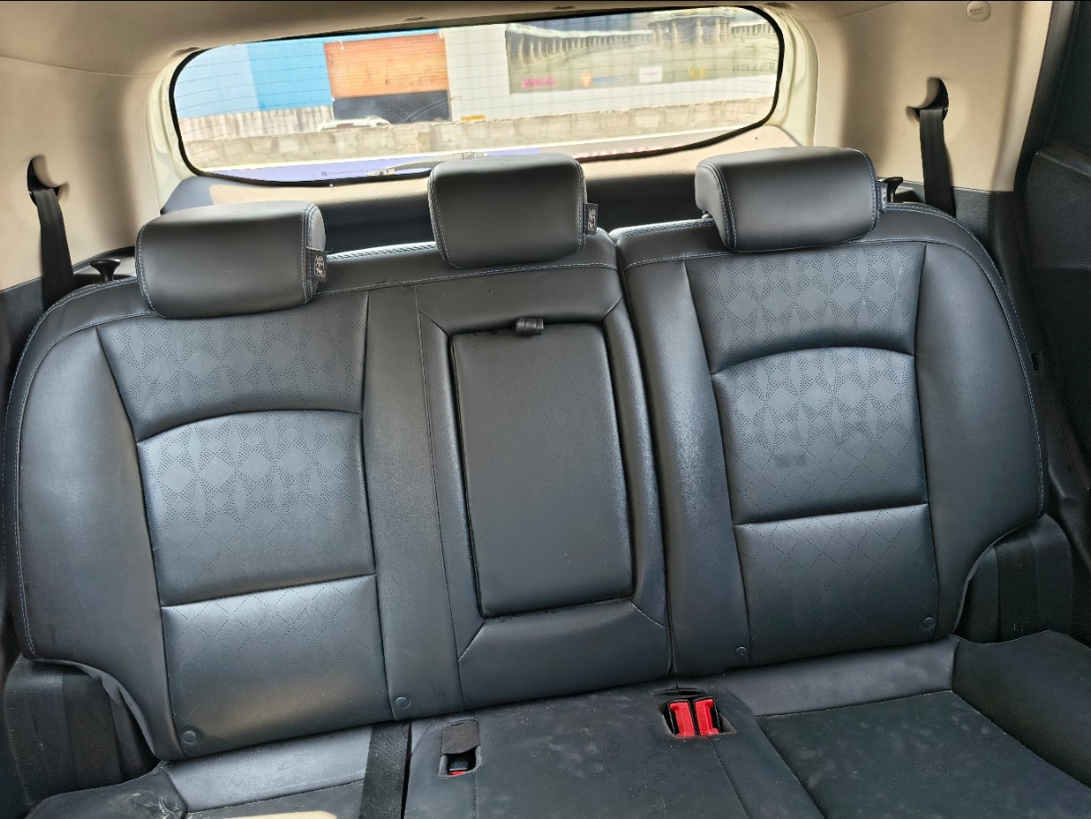 XUV400 image 16 XUV400 image 16